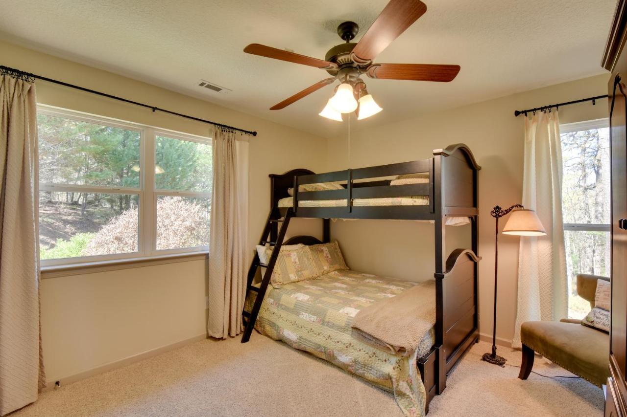 Lakemont Retreat Game Room, Hot Tub, And Mtn Views! Exteriör bild